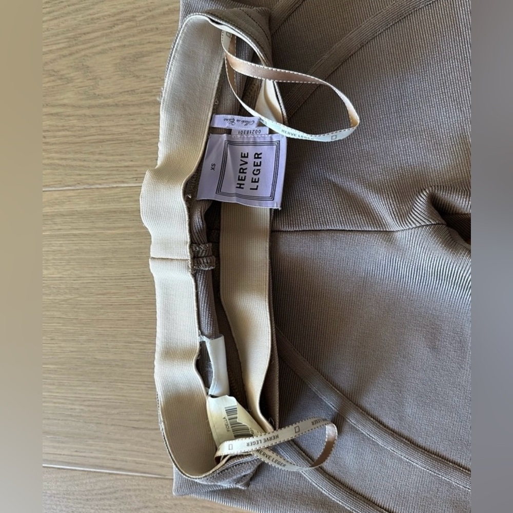 Herve Leger Fiorella Leggings - Picture 4 of 8